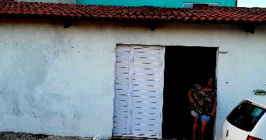 Casa com 2 Quartos e Terraço em Parnamirim