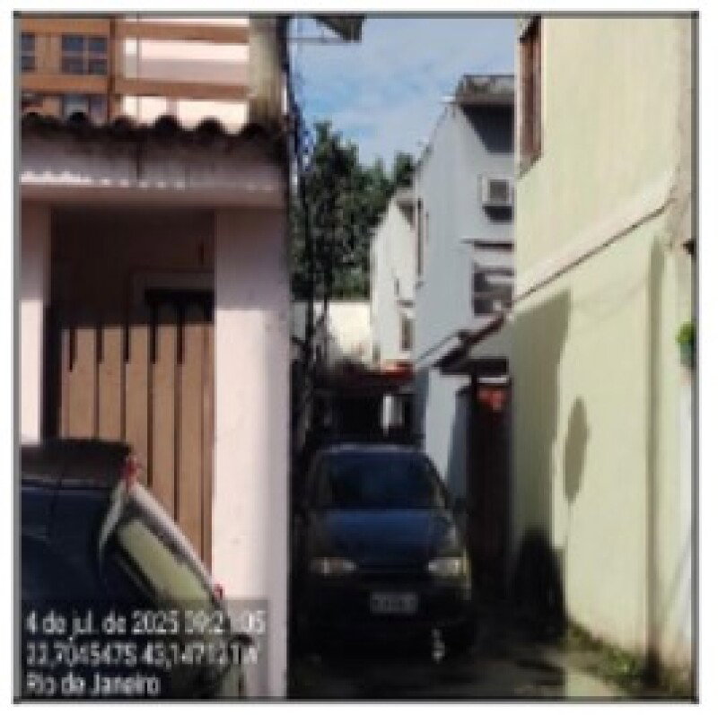 Casa com 2 quartos e 2 banheiros em Magé/RJ - Área privativa de 61,05m²