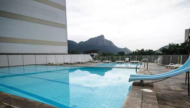 Apartamento 91m² com 2 vagas no Leblon
