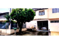 Casa com 3 quartos em Vila Velha/ES