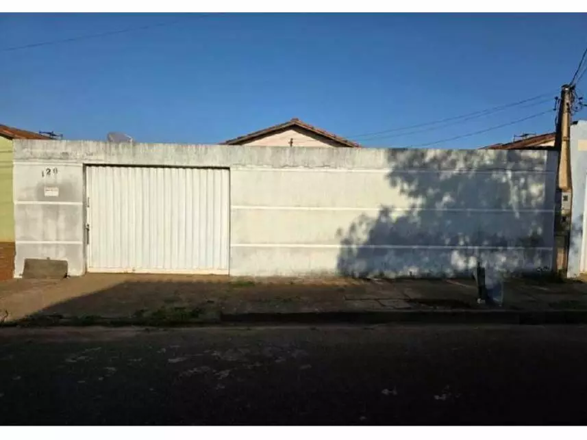 Casa em Leilão com 78,72m² Construída