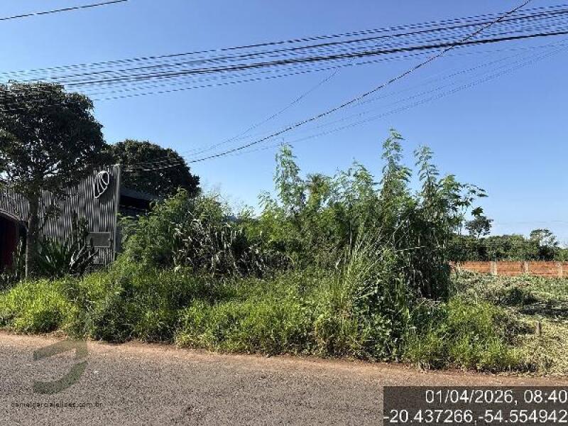 Terreno em Jardim Veraneio com 379m²