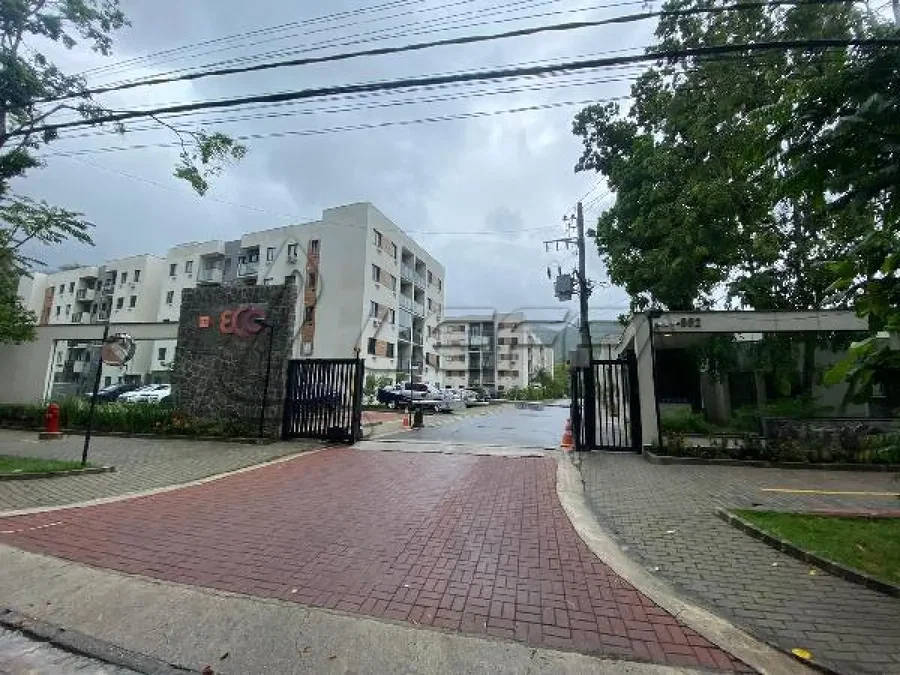 Apartamento com 1 quarto e vaga de garagem em Vargem Grande