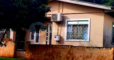Terreno com prédio de alvenaria 85m², 3 quartos, 1 banheiro