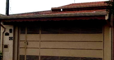 Casa aconchegante com 2 quartos, 2 banheiros e 132 m² construída, ocupada