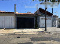 Casa com 2 Quartos e 2 Vagas em Franca