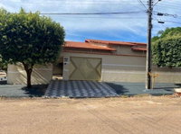 Casa Ocupada com 3 Quartos e 2 Vagas em Porangatu/GO