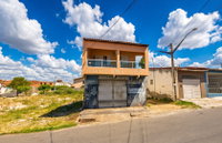 Prédio Comercial 262m² com 1 salão, 1 escritório e 1 WC
