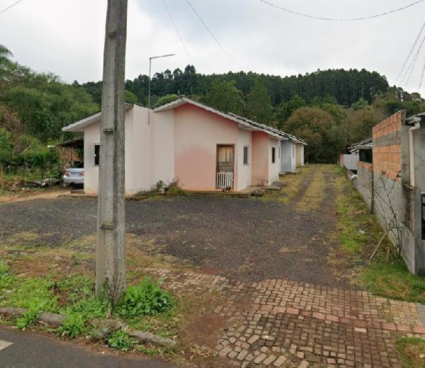 Casa 2 Quartos, 52,56m², Desocupada