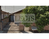Casa residencial com 200m² de terreno, desocupada