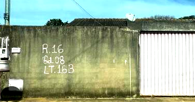 Casa em Alexania com 225m² de terreno