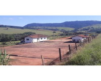 Fazenda Santa Laura - Gleba de Terras com Benfeitorias