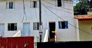 Casa com 2 quartos, 2 vagas e 56,44m² construída, desocupada