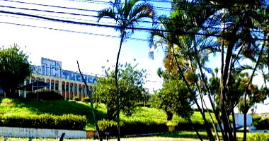 Prédios e terreno com 3 edifícios e 39.715m², imóvel ocupado