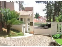 Casa em Leilão com 3 Quartos e 2 Banheiros em Carapicuíba