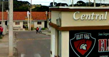 Casa 231 com 38,6m² construída e 108m² de terreno, condomínio fechado