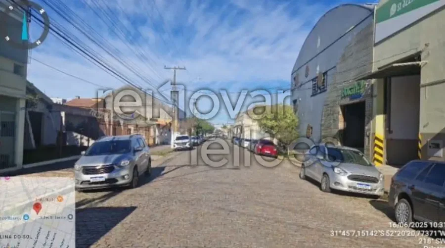 Casa com 199,61m² e terreno com 414m² em Pelotas/RS