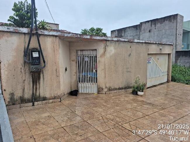 Casa em TUCURUI (PA) com 3 quartos e 2 banheiros