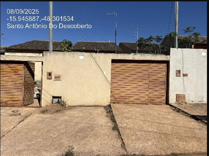 Casa com 2 Quartos em Santo Antônio do Descoberto/GO
