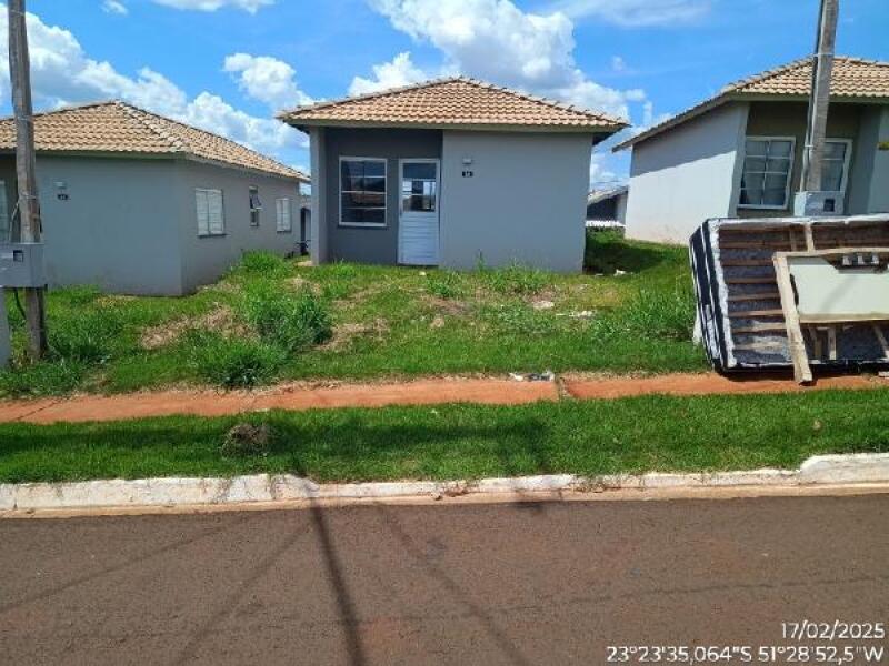Casa 43,85m² com 160m² de terreno em ótimo estado