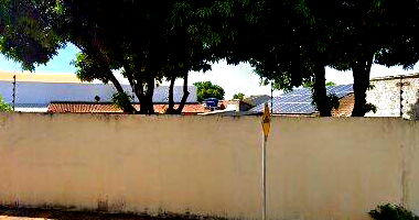Terreno Urbano em Várzea Grande com 420 m² e 3 Casas