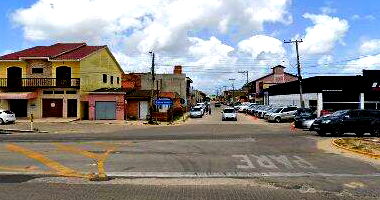 Imóvel com 6 quitinetes e 3 vagas em São José do Norte