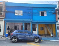 Conjunto com 2 imóveis, 6 unidades, 3 pavimentos, 578m² total