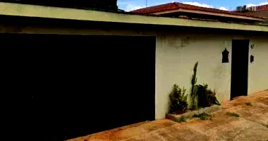 Casa espaçosa com 299 m² - Centro de Serrana-SP