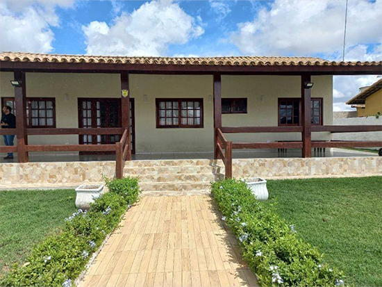Casa com 205,56m² em Gravatá - Ocupada