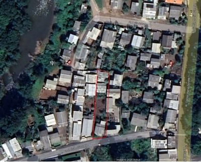 Terreno com 3 casas em Francisco Beltrão/PR