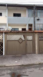 Casa padrão com 1 vaga de garagem, 91m² terreno, 194m² construída, ocupada