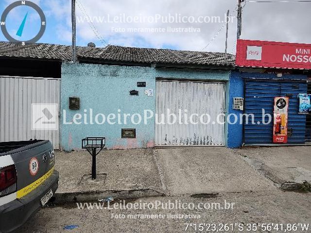 Casa com 2 quartos, 1 banheiro, 1 vaga, 63,91m² construída