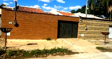 Casa em Aparecida de Goiânia com 3 quartos e 397m² de terreno