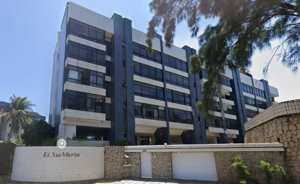 Apartamento com 176m², 2 vagas, em Fortaleza