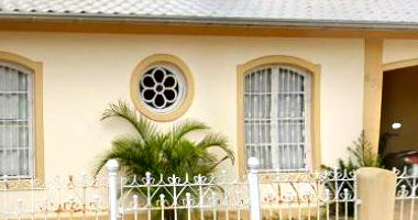 Casa com 148 m² em Laguna, SC