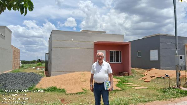 Casa com 2 quartos, 42m², área privativa de 41,30m²