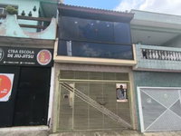 Casa em Itaquaquecetuba com 163m² de área construída