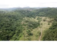 Fazenda rural ocupada com 327.651 m²