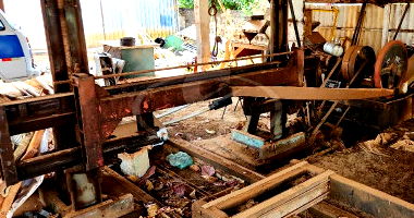 Engenho de Serra Horizontal Pica Pau com 12 fotos