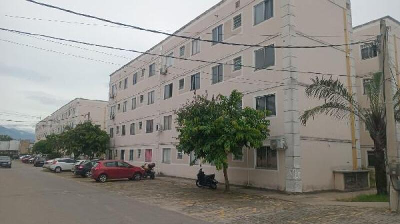 Apartamento com 2 quartos, 1 banheiro e 1 vaga de garagem