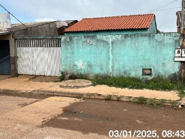 Casa com 2 quartos, 1 banheiro, 47,5m² área privativa, 1 vaga