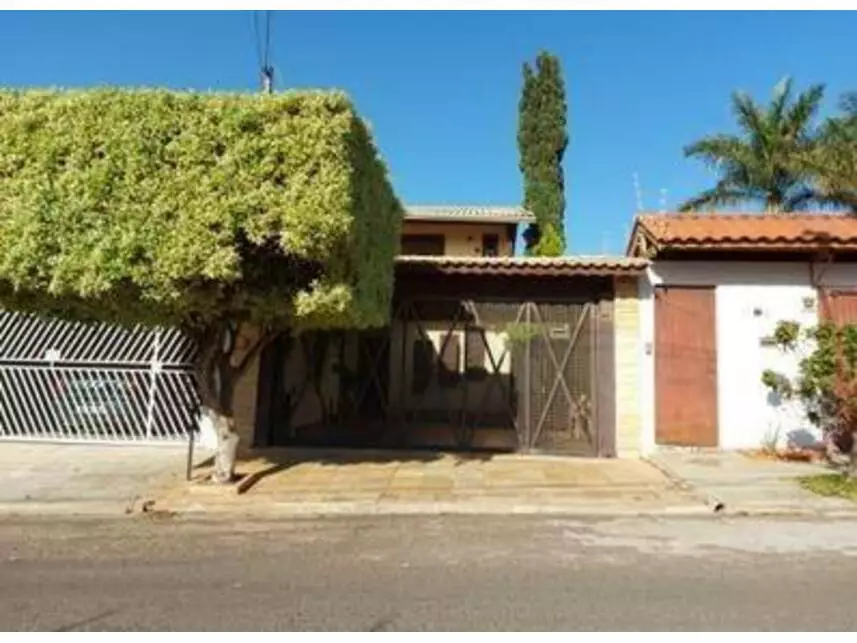 Casa Ocupada com 1 Vaga de Garagem em Cachoeira do Sul