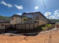 Terreno com Galpão Industrial e Anexo Residencial em Santa Branca/SP
