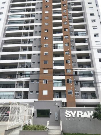 Apto 94m² com 2 Vagas e Box