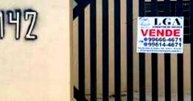 Casa padrão com 2 quartos, 1 banheiro, 1 vaga, 55,6m² construída