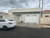 Casa com 2 quartos, 1 banheiro e 60,83m² de área privativa