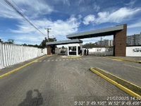 Casa com 1 quarto e 1 banheiro, 62,67 m², desocupada