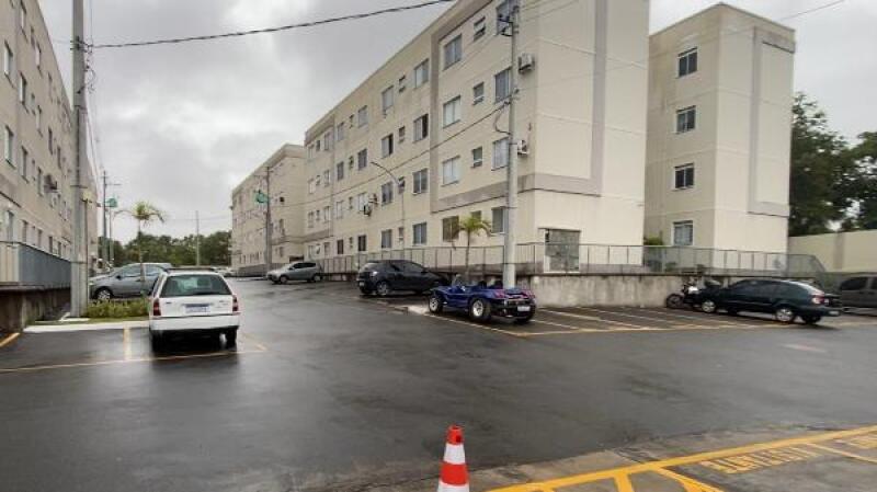 Apartamento com 2 Quartos e 1 Vaga no Cond Vista de Bicanga