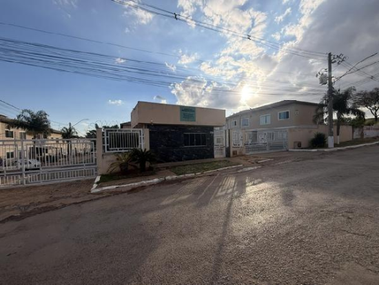 Apartamento com 2 quartos e 46,85 m² privativos em Valparaíso de Goiás