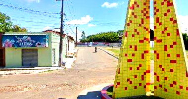 Casa com 3 Quartos e 2 Banheiros em Magalhães de Almeida